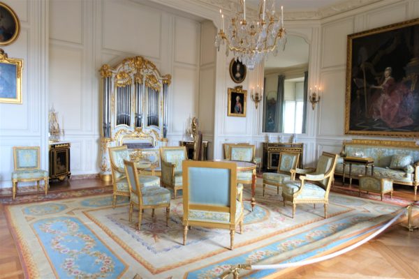 ベルサイユ宮殿の内部の様子