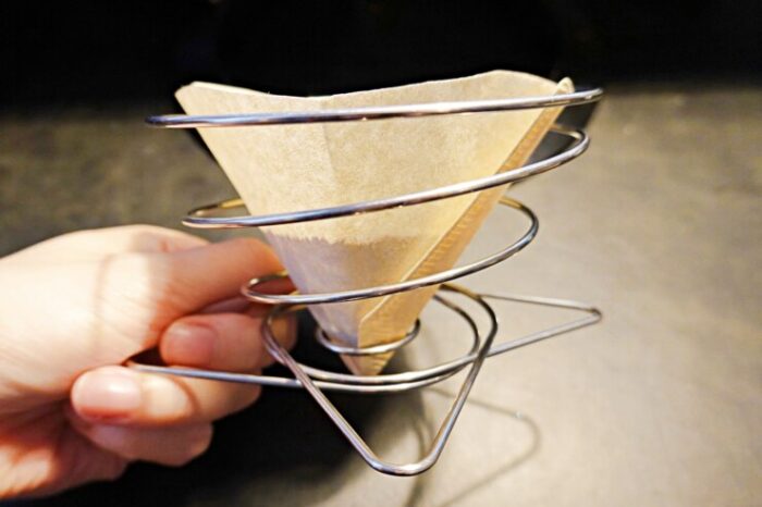 台形コーヒーフィルターを円錐にする方法